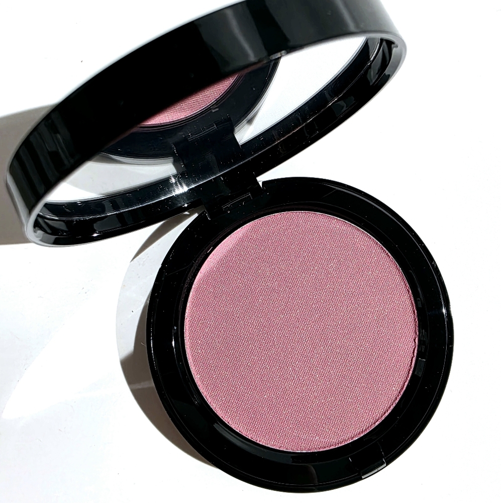 Bobbi Brown Illuminating Bronzing Powder #3 Maui New